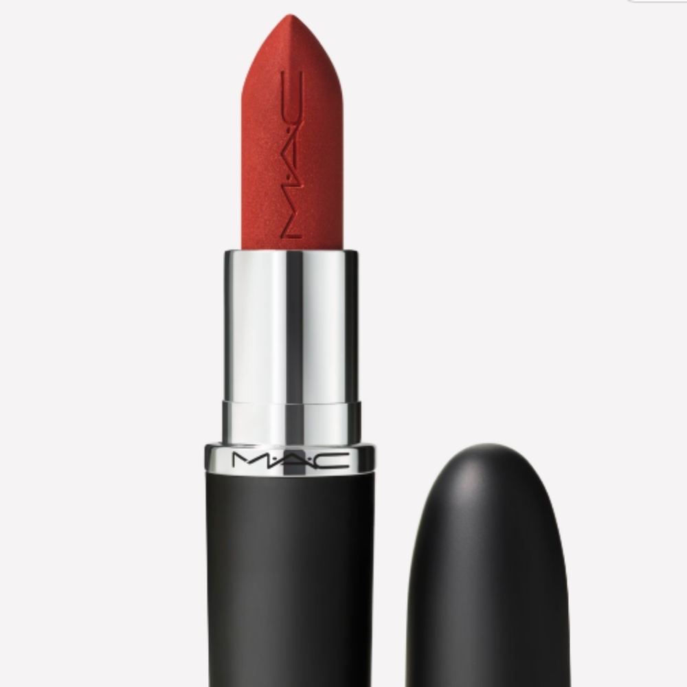 NIB MAC MACXIMAL Matte Lipstick - Overstatement